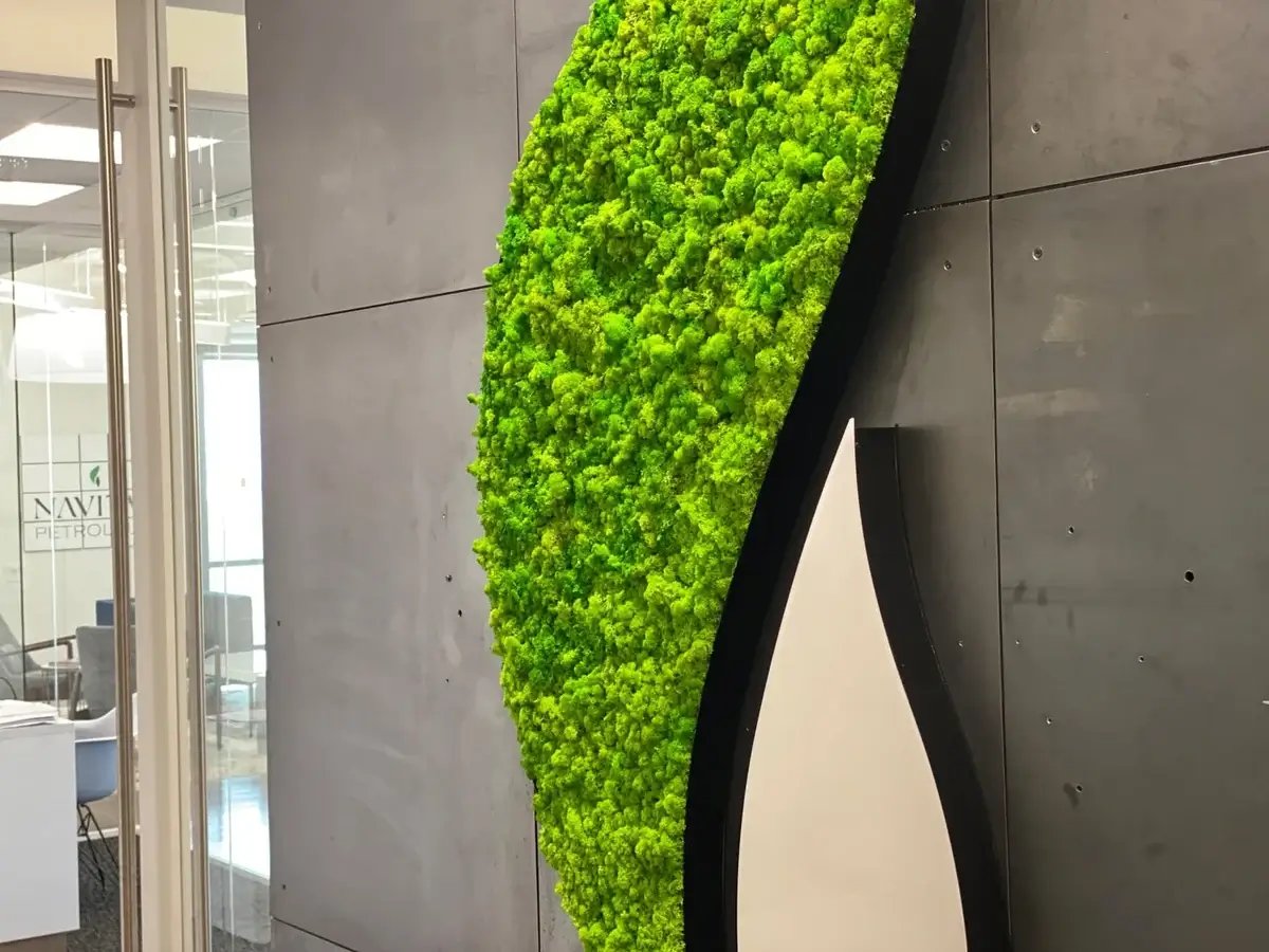 Moss Wall / Sign with acrylic elements