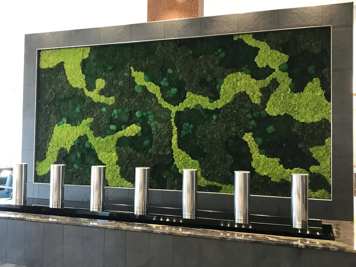 Standing moss wall / art in a hotel lobby