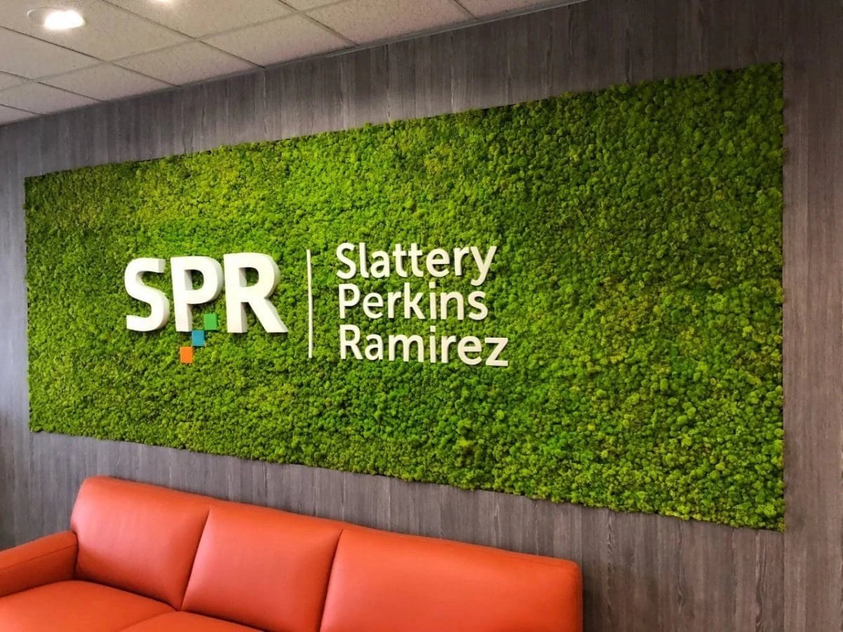 SPR_CPA-moss_wall-logo_sign02natura-1200x900-cropped