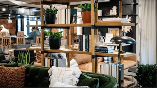 Common Desk