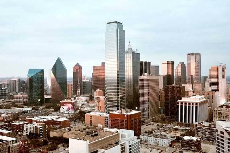 Dallas skyline with the bank of America plaza building and fountain place